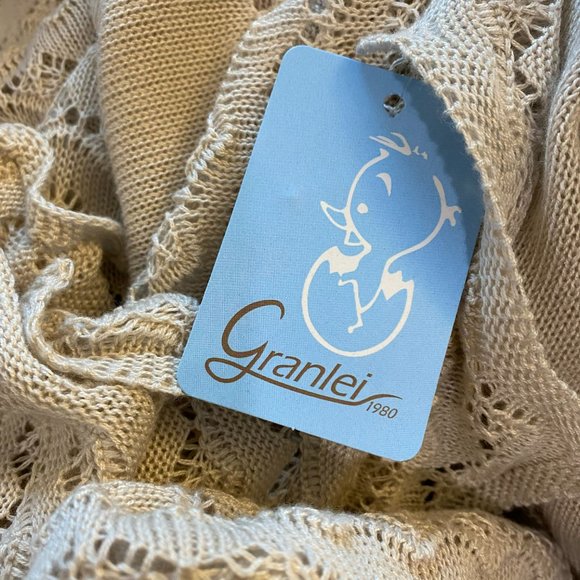 NWT ARTESANIA GRANLEI GREY LACE BABY SOFT BLANKET MADE IN SPAIN - Picture 5 of 5